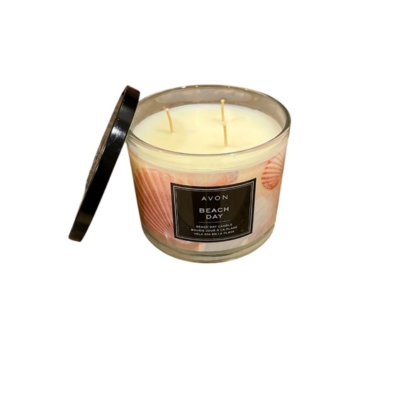 Brand New Avon Beach Day 11 Oz 3 Wick Candle - Picture 3 of 3